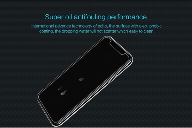 Miếng Dán Kính Cường Lực iPhone X Hiệu Nillkin 9H có khả năng chống dầu, hạn chế bám vân tay, chịu lực tốt trong quá trình sử dụng